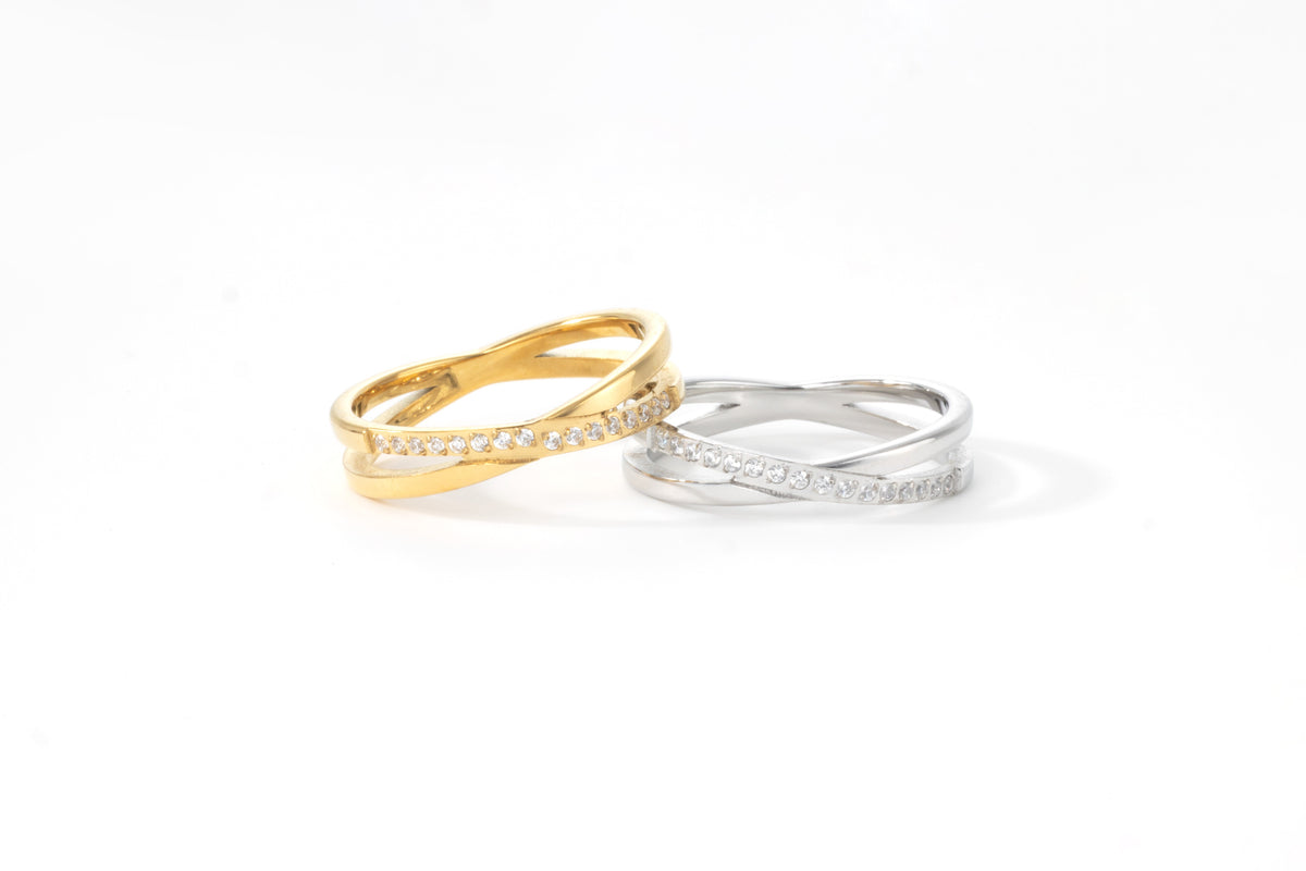 Crossing Wave Ring